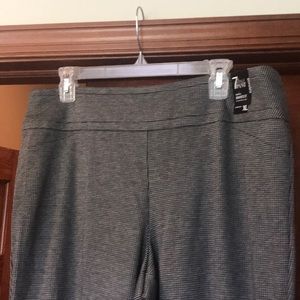 NWT NY&C trousers